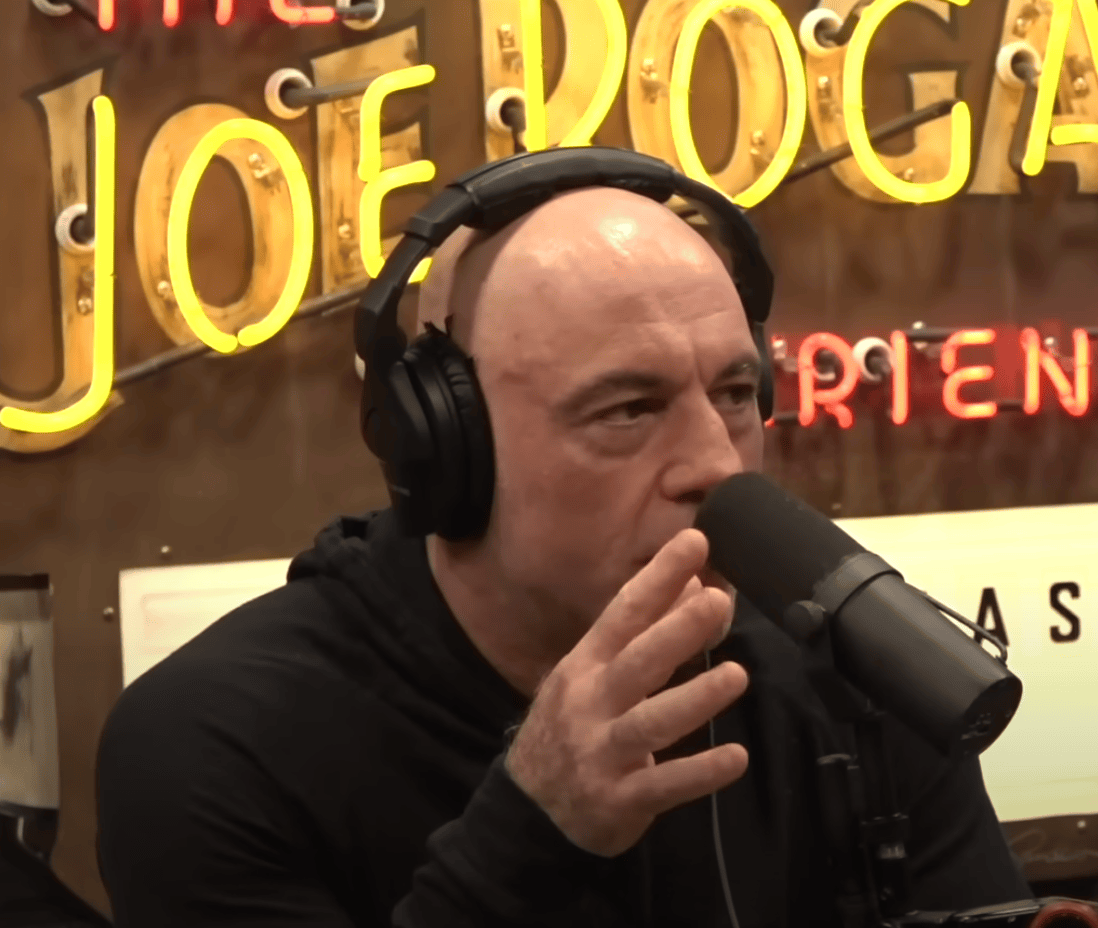 joe-rogan-writing-process-for-comedy-andreia-philosophy