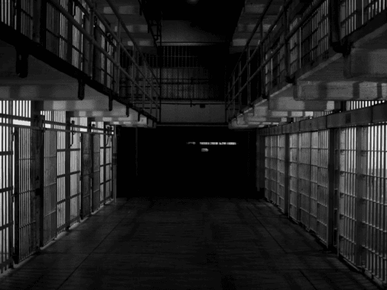 how-does-a-convict-handle-a-life-sentence